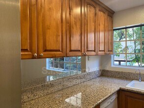 522 E Maple St in Glendale, CA - Building Photo - Building Photo