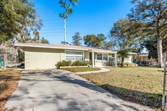 1499 NE 59th St in Ocala, FL - Building Photo - Building Photo