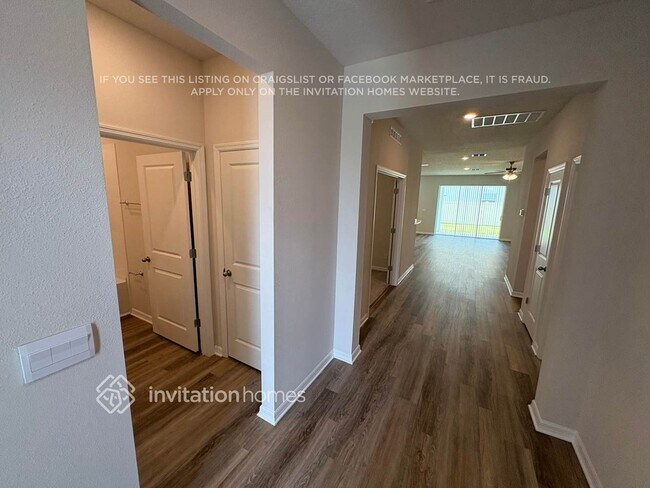 18228 Metado Dr in Bradenton, FL - Building Photo - Building Photo