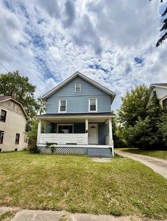 property at 1725 Midland Ave
