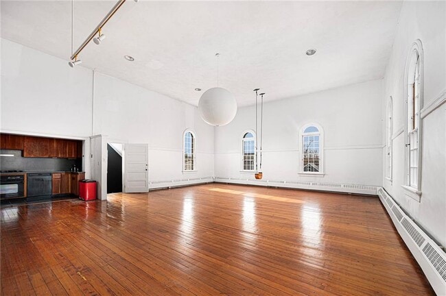 4 Pallas St-Unit -2 in Providence, RI - Building Photo - Building Photo