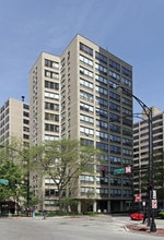 The Chippewa in Chicago, IL - Building Photo - Building Photo