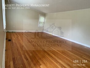 544 Pool Rd in North Haven, CT - Building Photo - Building Photo