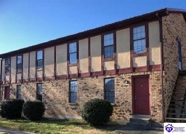 property at 2841 Frontier Ct