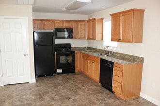 820 Carson Cir in Grottoes, VA - Building Photo - Building Photo