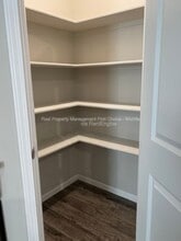 412 S Longbranch Dr in Maize, KS - Foto de edificio - Building Photo