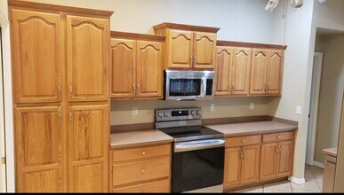 3051 Wynstone Dr in Sebring, FL - Building Photo - Building Photo