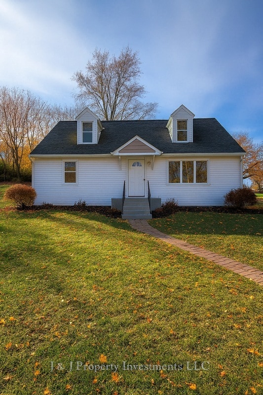 property at 7119 S Solon Rd