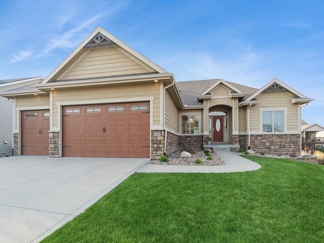 property at 16035 Northpark Dr
