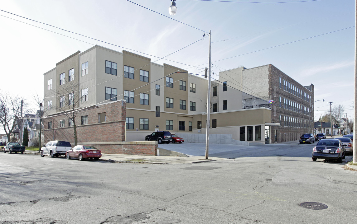 Riverworks Lofts in Milwaukee, WI - Building Photo