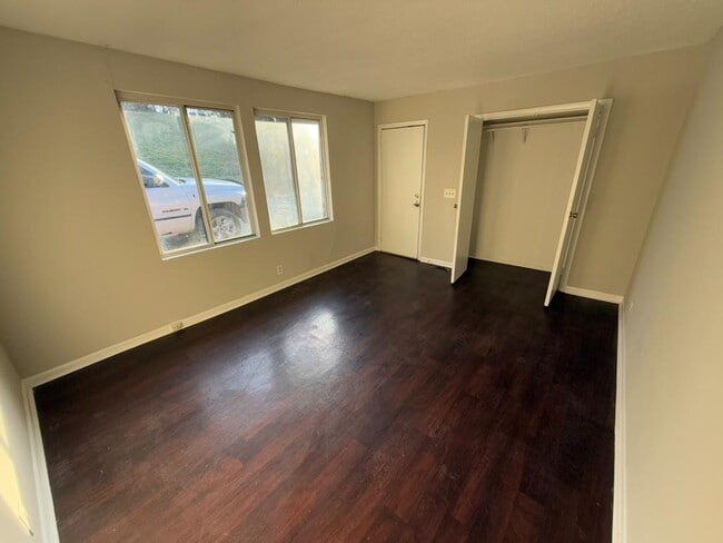 property at 5009 Brewer Ct