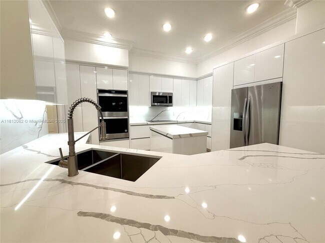 property at 2547 Montclaire Cir