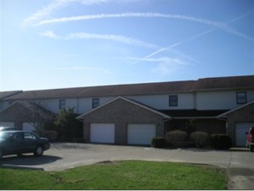 1012 Hostetler Rd in Orrville, OH - Building Photo