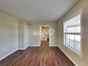 1836 Clearbrook Dr in Burlington, KY - Building Photo - Building Photo