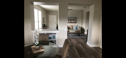 5501 S Hearsey Dr in Austin, TX - Building Photo - Building Photo
