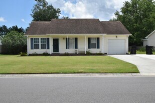 4824 Weybridge Ln in Wilmington, NC - Building Photo