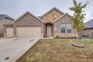 545 Declaration Way in Royse City, TX - Building Photo