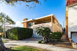 1012 17th St in Santa Monica, CA - Building Photo