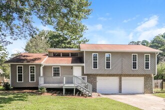 2408 Chauncey Ln in Marietta, GA - Building Photo - Building Photo