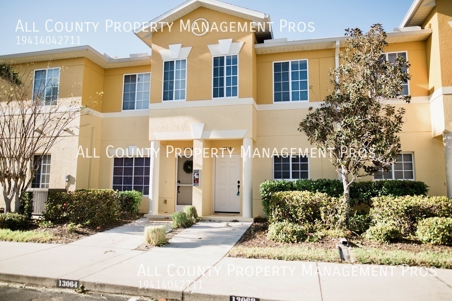 13068 Tigers Eye in Venice, FL - Building Photo