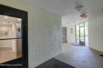 9612 Riverside Dr in Sebastian, FL - Building Photo - Building Photo