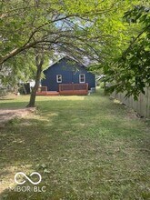 5206 E St Clair St in Indianapolis, IN - Building Photo - Building Photo