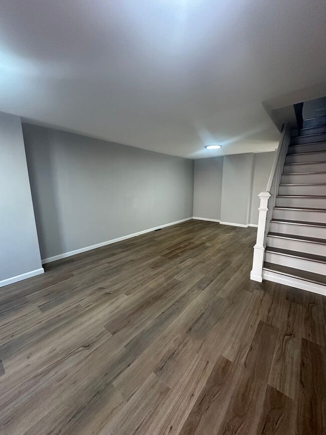 property at 2210 Greenwich St