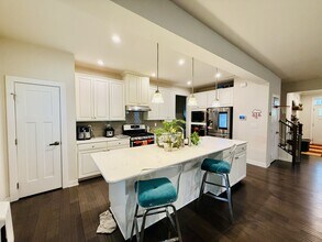 10035 Paper Birch Dr in Charlotte, NC - Building Photo - Building Photo