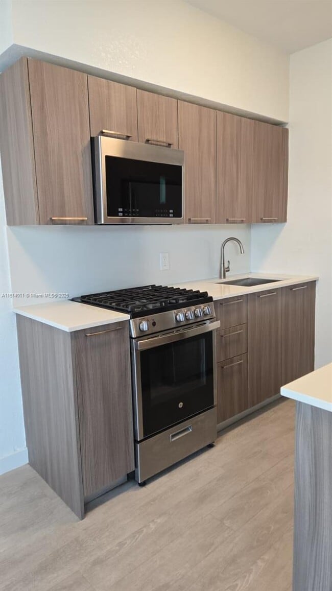 property at 9200 E Bay Harbor Dr