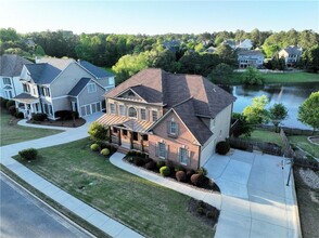 3622 Treybyrne Crossing NE in Dacula, GA - Foto de edificio - Building Photo