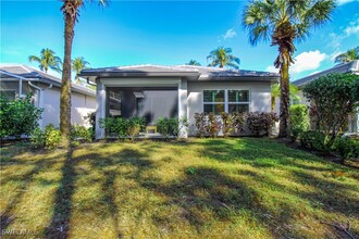 1912 Tarpon Bay Dr N in Naples, FL - Building Photo - Building Photo