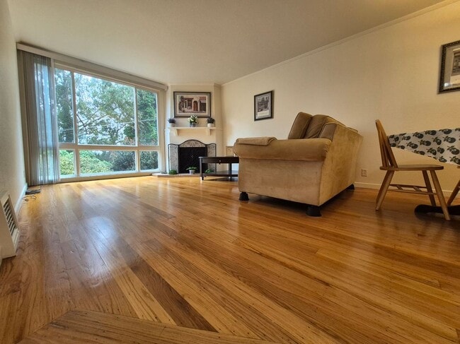 255 Molimo Dr in San Francisco, CA - Building Photo - Building Photo