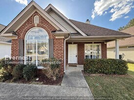 212 St John Dr, Unit 127 in Birmingham, AL - Building Photo