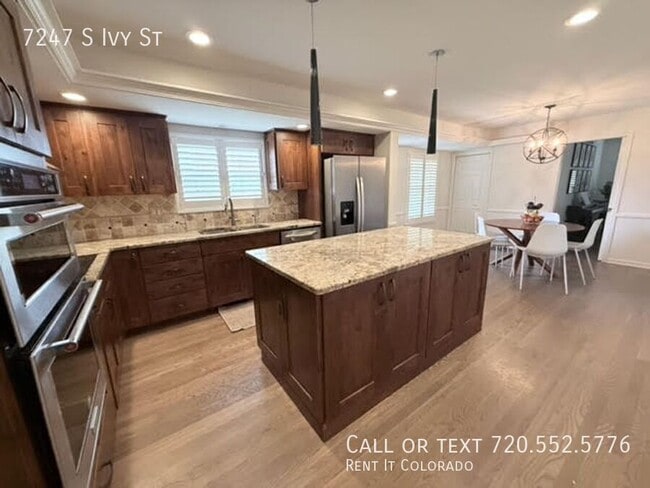 7247 S Ivy St in Centennial, CO - Building Photo - Building Photo