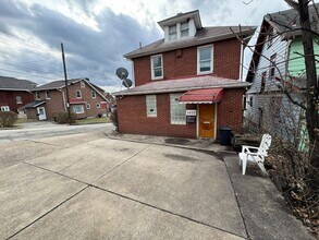 1415 Freemont St in McKeesport, PA - Building Photo - Building Photo