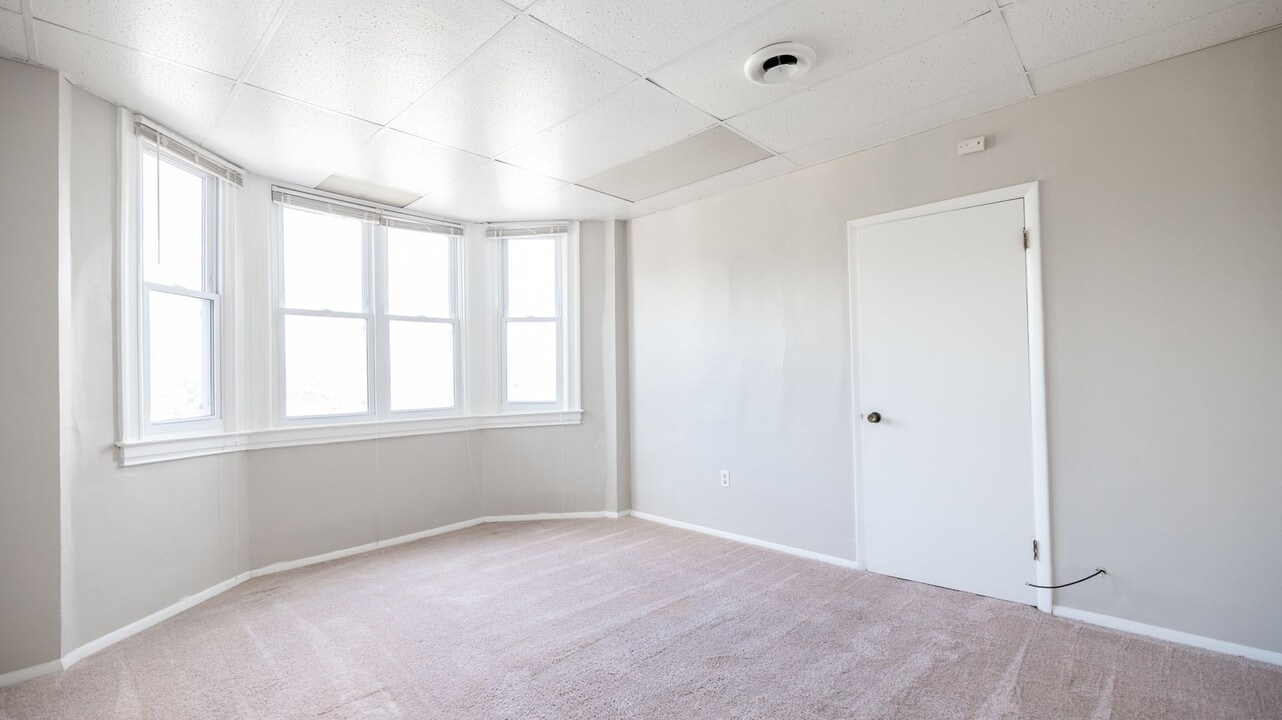 Fallowfield Apartments in Beechview, PA - Building Photo