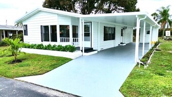 920 Sun Acres Ln in Boynton Beach, FL - Building Photo