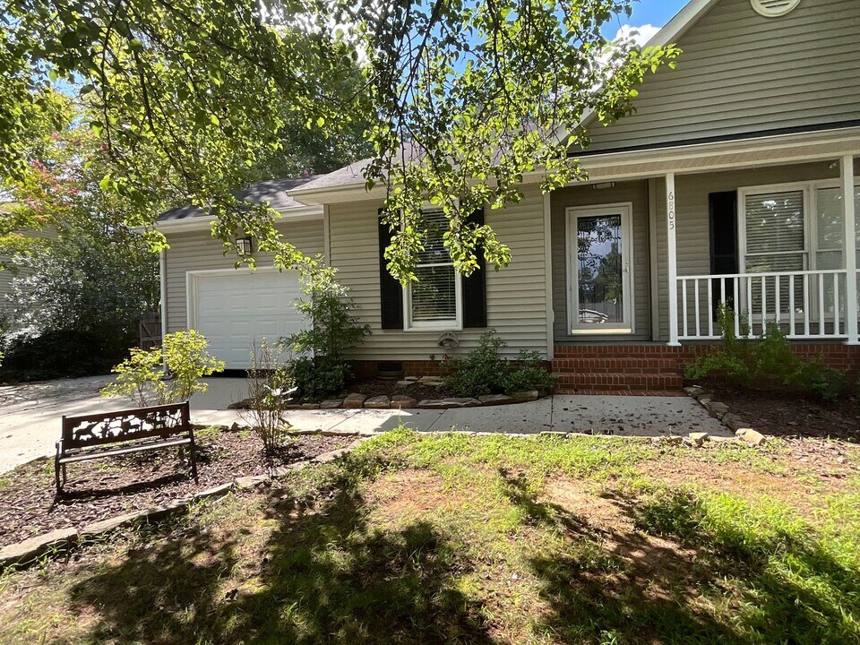 6805 Poplar Grove Trail in Greensboro, NC - Building Photo