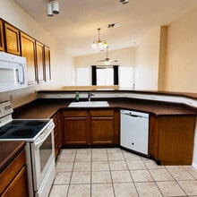 949 S Racine Ln in Gilbert, AZ - Building Photo - Building Photo