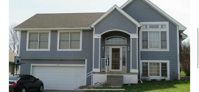 property at 333 E Ferndale Dr