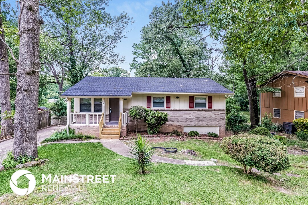 1144 Linwood St in Birmingham, AL - Building Photo