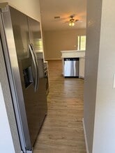 1055 Bismarck Rd in Punta Gorda, FL - Foto de edificio - Building Photo