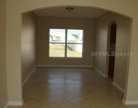 319 Alegriano Ct in Kissimmee, FL - Building Photo - Building Photo