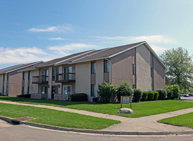 138 E Van Lake Dr Apartments