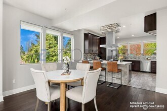 17530 83rd Pl NE in Kenmore, WA - Building Photo - Building Photo
