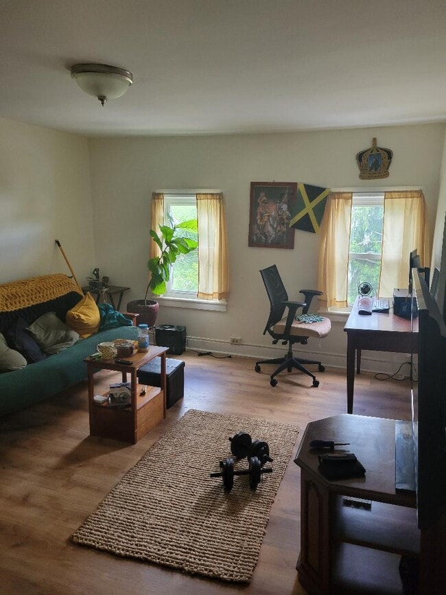 100 Tremont St, Unit 2nd Floor in Ansonia, CT - Building Photo - Building Photo