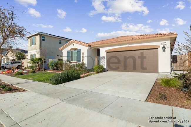 347 Sunol St in Lathrop, CA - Building Photo - Building Photo