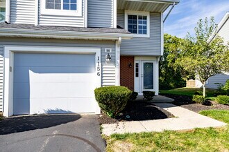 1156 Bay Harbor Cir in Dayton, OH - Building Photo - Building Photo