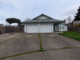 4135 Jessen Dr in Eugene, OR - Building Photo