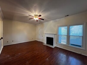 609 Creekside Ct in Chesapeake, VA - Building Photo - Building Photo